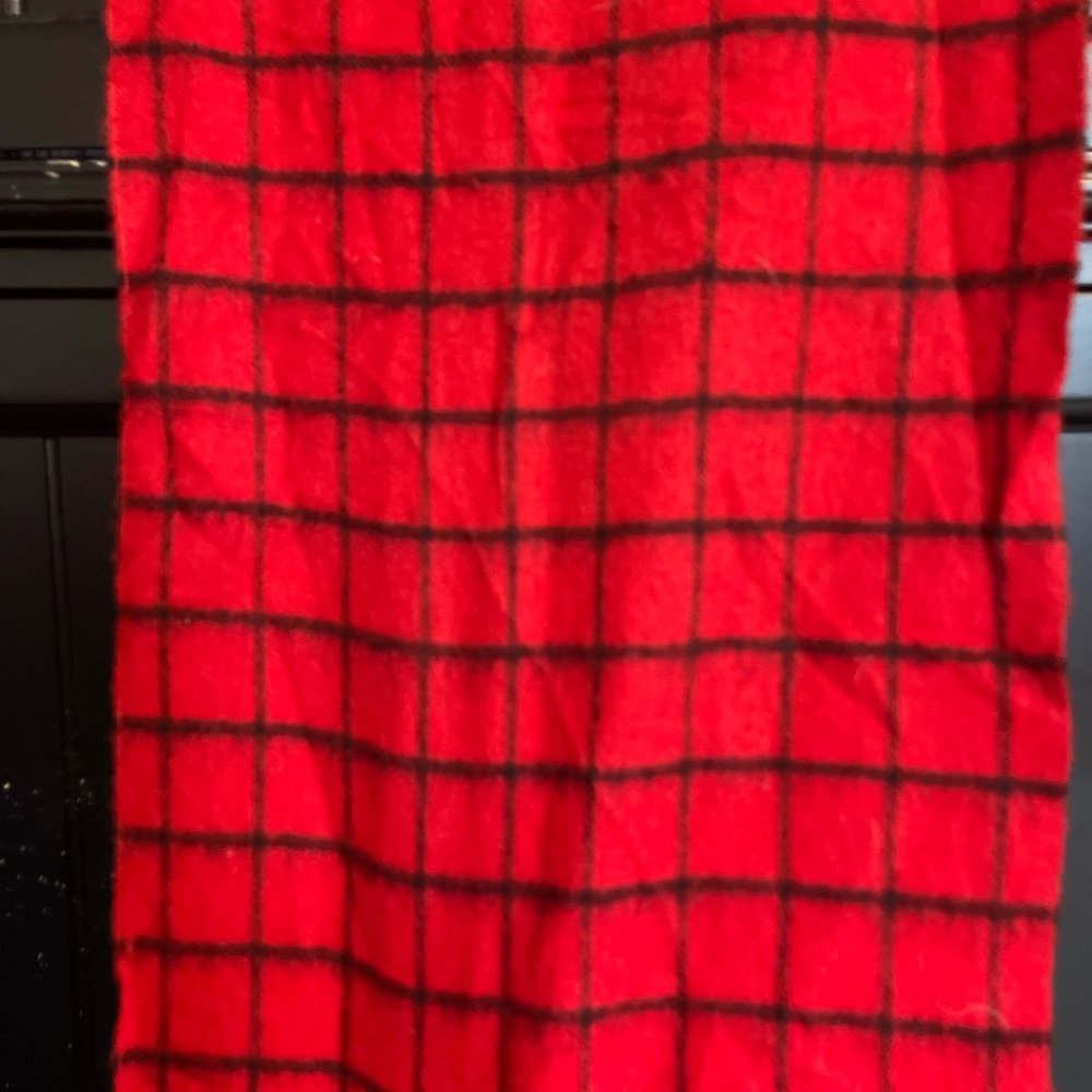 Red Checkered Scarf - Picture 5 of 5
